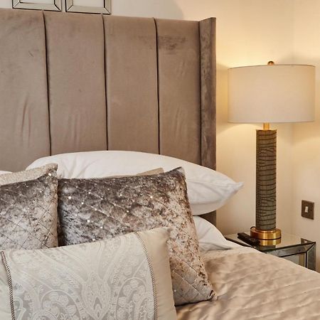 Deluxe River Canal View & Free Secure Parking! Leeds  Exteriör bild