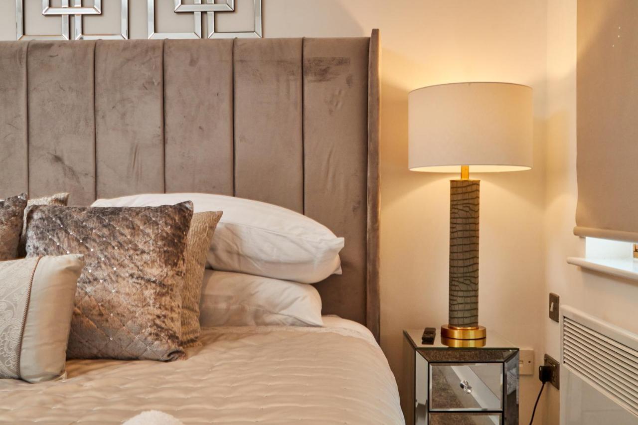 Deluxe River Canal View & Free Secure Parking! Leeds  Exteriör bild