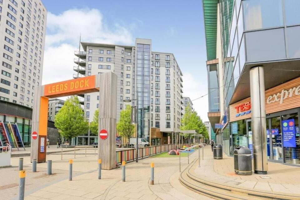 Deluxe River Canal View & Free Secure Parking! Leeds  Exteriör bild